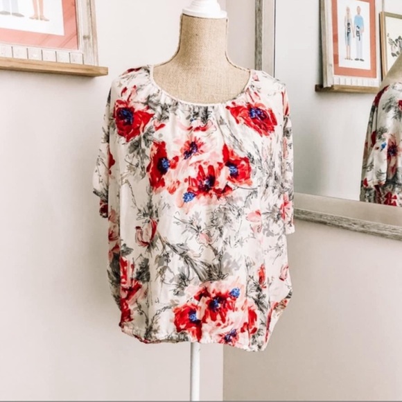 CAbi Tops - Cabi Women’s Gypsy Floral Dolman Sleeve Silk Blouse Style # 399 Size Small